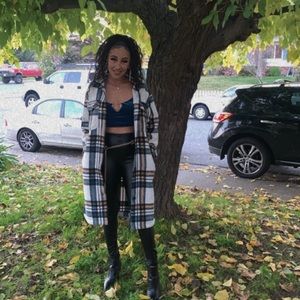 Meet your Posher, Rene